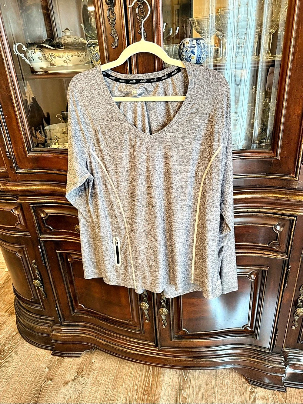 AVIA Women's Gray Quarter-Zip Top Size XXL Like New